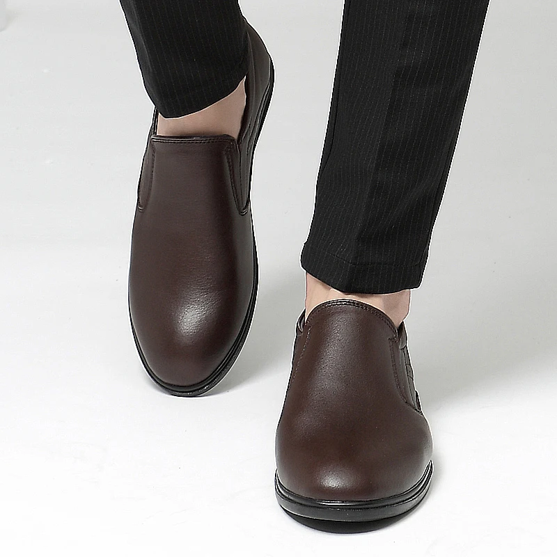 Casual Male Shoe Casual Shoes Men Fashion Sneaker Mens Black Leather Sneakers Sapatos For Causal 2020 New Breathable
Casual Male Shoe Casual Shoes Men Fashion Sneaker Mens Black Leather Sneakers Sapatos For Causal 2020 New Breathable