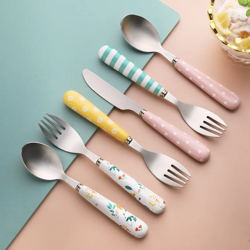 Eco Friendly Cartoon Printing 304 Stainless Steel Ceramic Handle Butter Knife Fruit Fork Dessert Spoon Tableware Set Household
Eco Friendly Cartoon Printing 304 Stainless Steel Ceramic Handle Butter Knife Fruit Fork Dessert Spoon Tableware Set Household