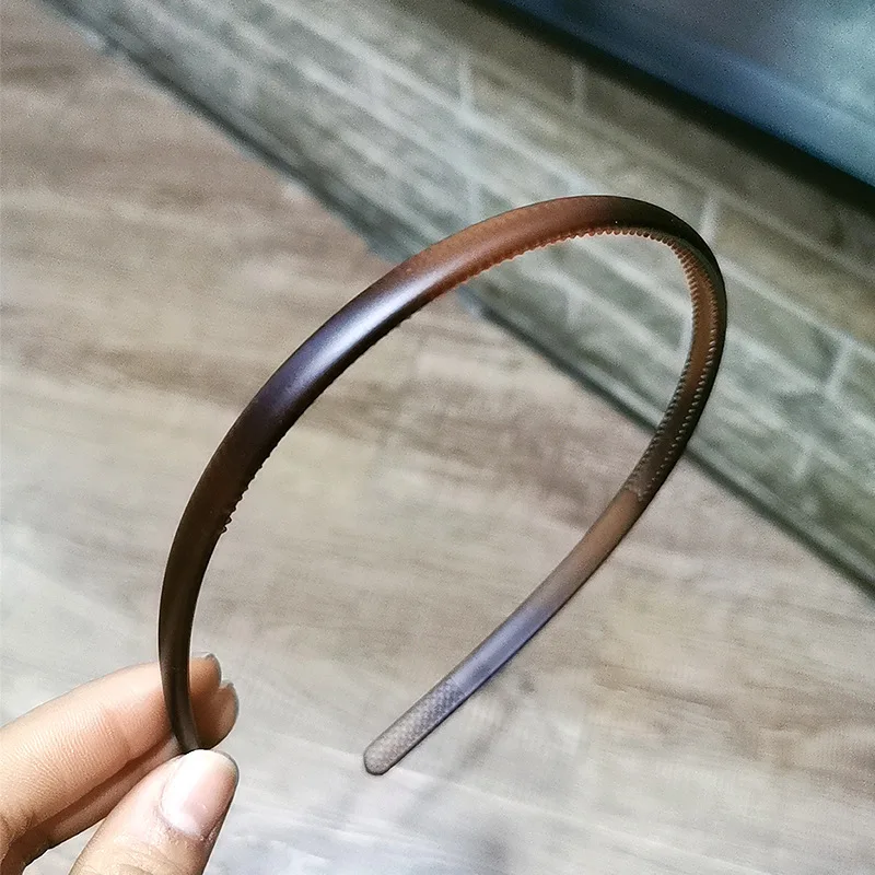Plastic Thin Head Hoop Unisex Classic Black Plastic Headband Plain Bright Color Hairbands Non-slip Hair Hoop For Girl Daily Wear
Plastic Thin Head Hoop Unisex Classic Black Plastic Headband Plain Bright Color Hairbands Non-slip Hair Hoop For Girl Daily Wear