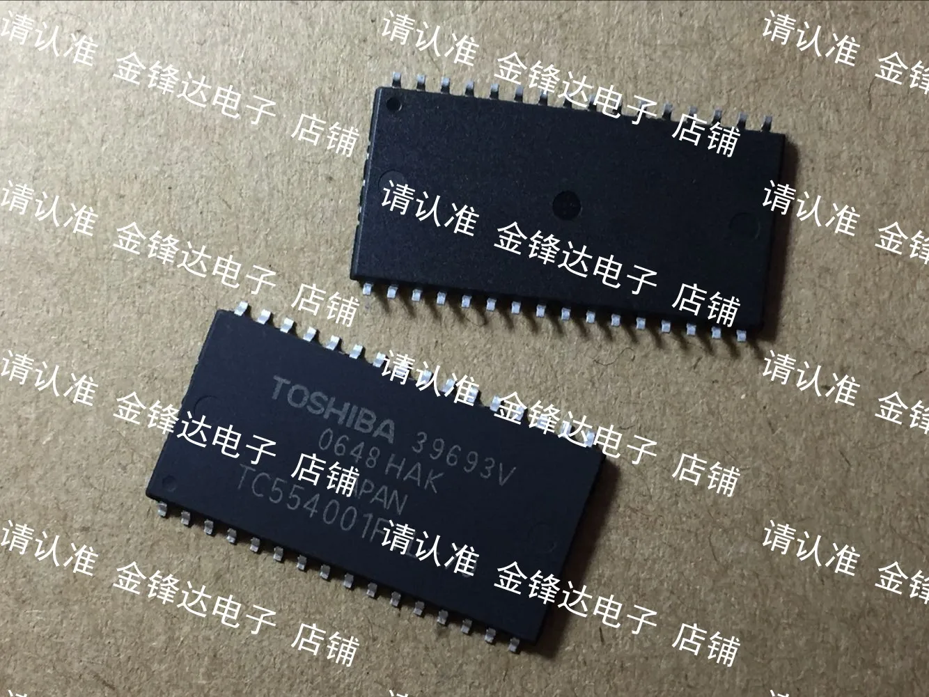 TC554001FTL-70 / AFT-70L
TC554001FTL-70 / AFT-70L