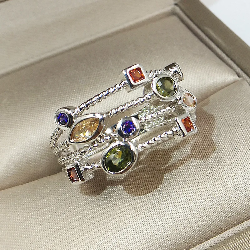 Фото Женское кольцо из серебра 925 пробы с полыми кольцами|Кольца| |