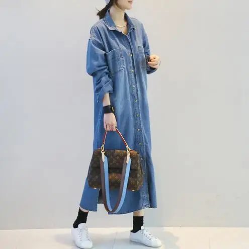 SuperAen Spring Long Slit Design Solid Plus Size Loose Turn Down Collar Casual Denim Women Shirts
SuperAen Spring Long Slit Design Solid Plus Size Loose Turn Down Collar Casual Denim Women Shirts