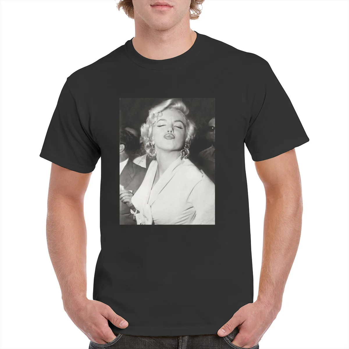 100% Cotton Marilyn Monroe Black and white Tops t shirt Unisex Trending Popular 90'S Graphics T-Shirt Cute Female/Man
100% Cotton Marilyn Monroe Black and white Tops t shirt Unisex Trending Popular 90'S Graphics T-Shirt Cute Female/Man