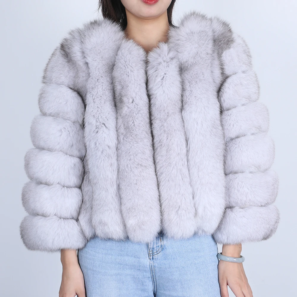 Vogue New Luxury Real Fur Coat Winter Jacket Women Natural Fox Fur Outerwear Streetwear Thick Warm New Fashion Brand Casual
Vogue New Luxury Real Fur Coat Winter Jacket Women Natural Fox Fur Outerwear Streetwear Thick Warm New Fashion Brand Casual
