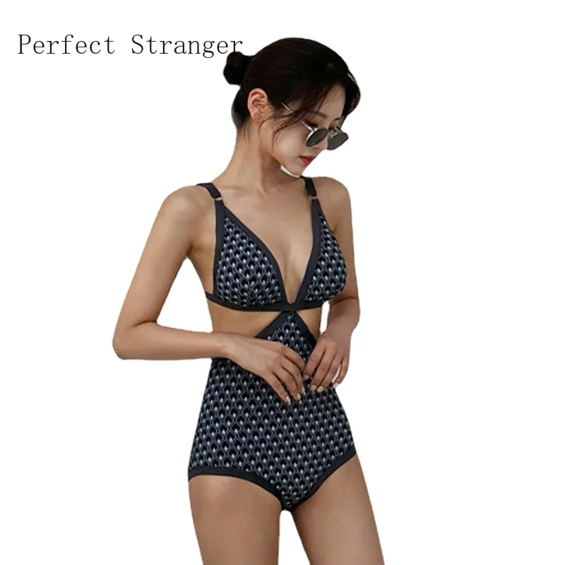 Women Sexy High Waist swimming Bikini Set 2021 Summer One-Piece Tight Bikini Beach Swimsuit Bathe Bathing Suit
Women Sexy High Waist swimming Bikini Set 2021 Summer One-Piece Tight Bikini Beach Swimsuit Bathe Bathing Suit