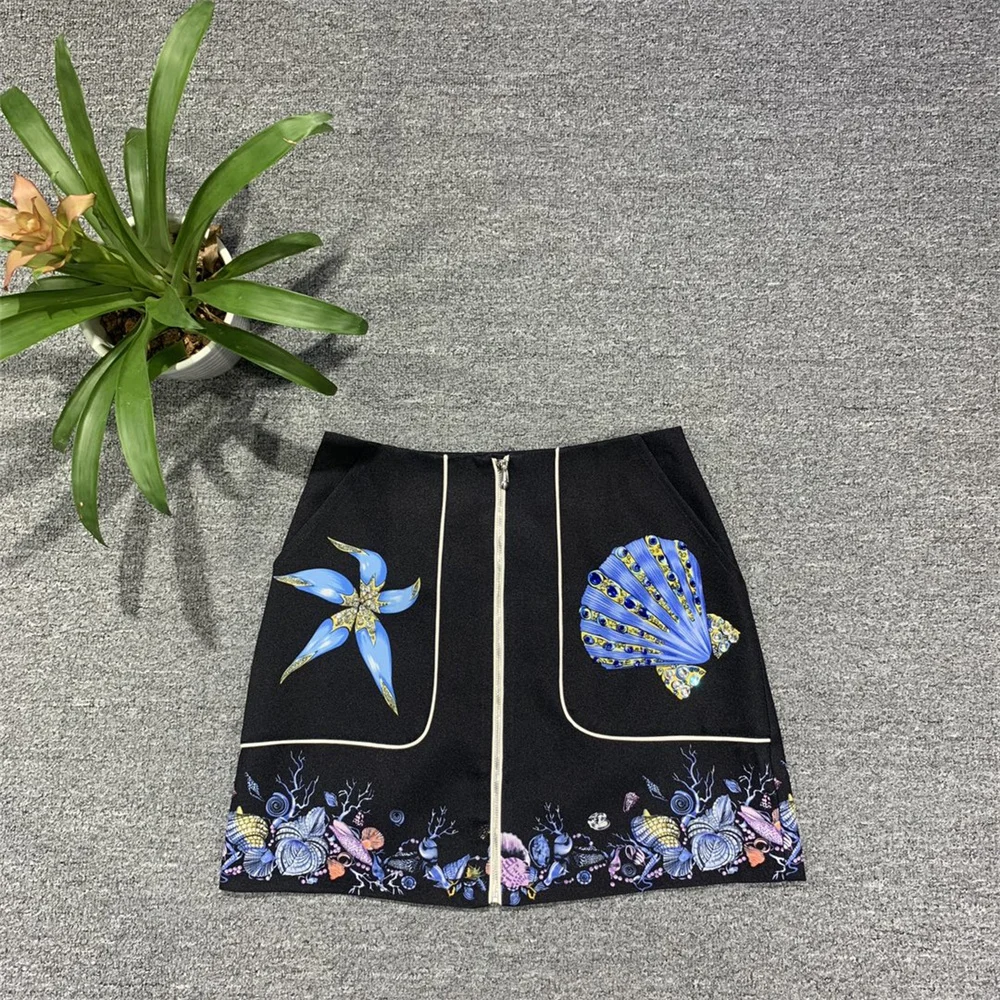 Runway European Summer Fashion Resort Skirt Women's High End Print Crystal Zipper Pencil Skirt
Runway European Summer Fashion Resort Skirt Women's High End Print Crystal Zipper Pencil Skirt