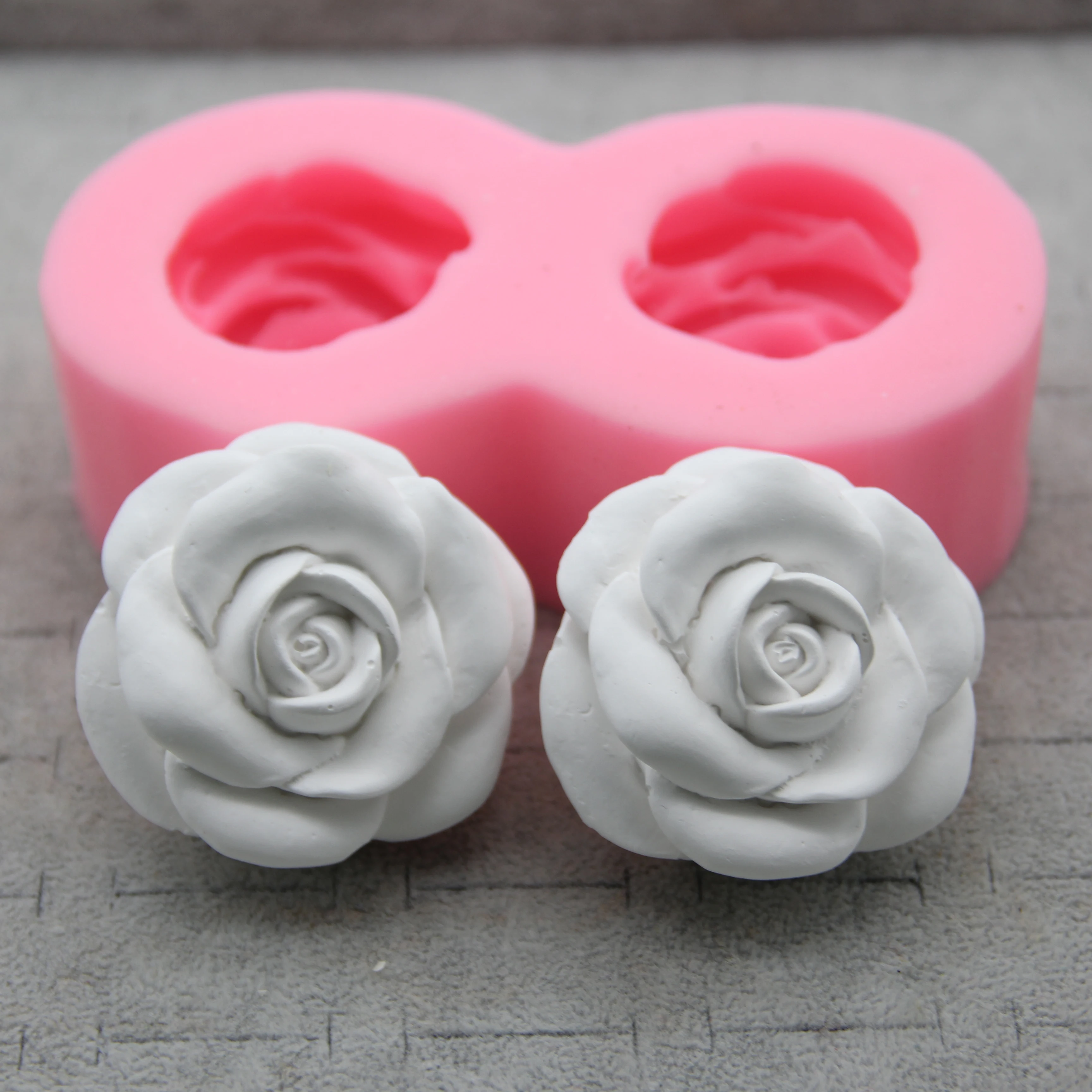 

Два отверстия Силиконовая форма в виде цветка розы Форма для мастики сахарное ремесло кекс желе конфеты торт инструменты для украшения шок...