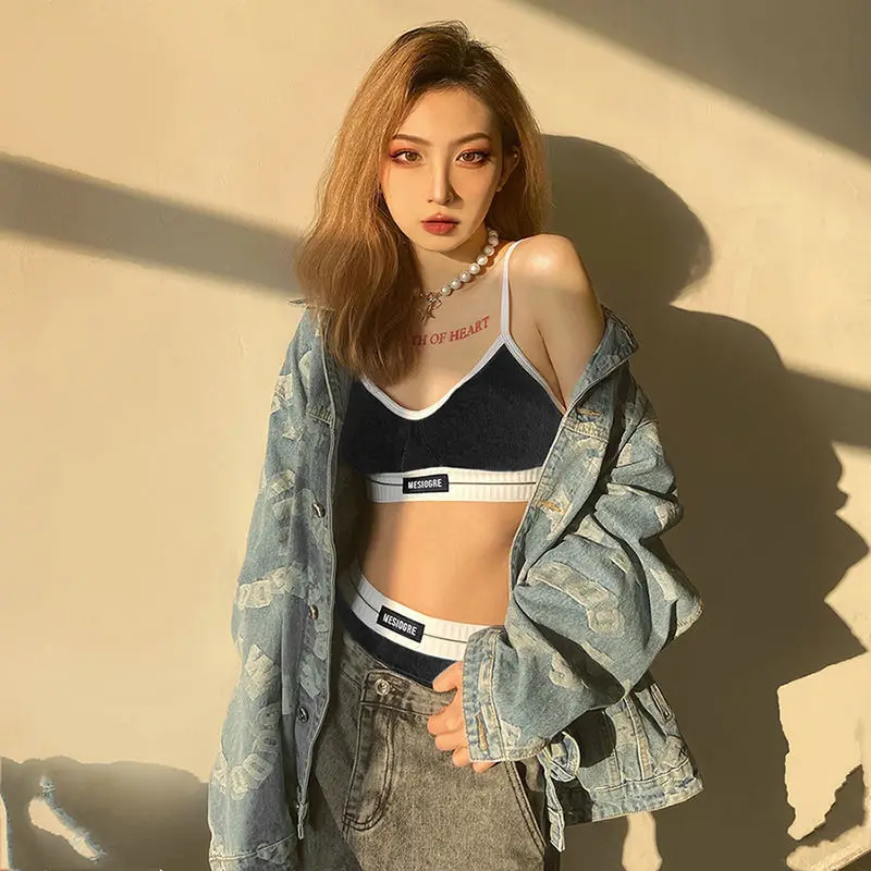 Girly Style Fashion Design Letter Label High-Waist Umbilical Small Sling Sports Suit
Girly Style Fashion Design Letter Label High-Waist Umbilical Small Sling Sports Suit