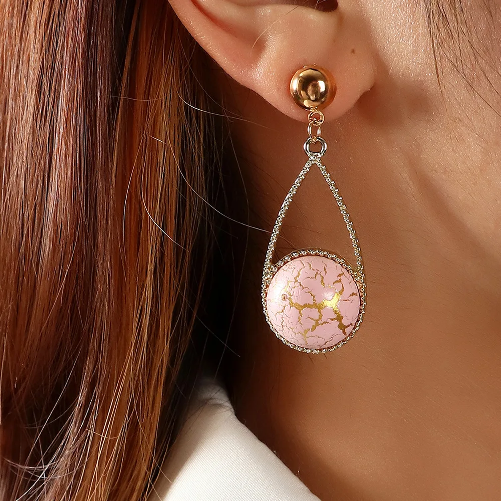 Trendy And Creative Color Semi-Round Ball Golden Cracked Pendant Earrings Eardrops Women's Ear Decoration Jewelry Birthday Gifts
Trendy And Creative Color Semi-Round Ball Golden Cracked Pendant Earrings Eardrops Women's Ear Decoration Jewelry Birthday Gifts