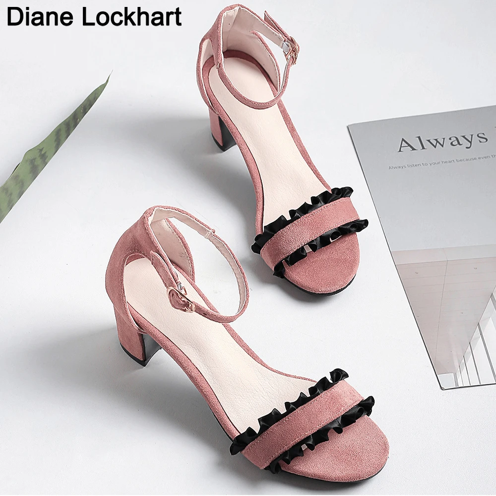 Classic Beige Summer Women Shoes 5CM Ruffle Pumps High Heels Wedding Dress Shoe Feminino With Peep Toe Casual Sandals 31 32 33
Classic Beige Summer Women Shoes 5CM Ruffle Pumps High Heels Wedding Dress Shoe Feminino With Peep Toe Casual Sandals 31 32 33
