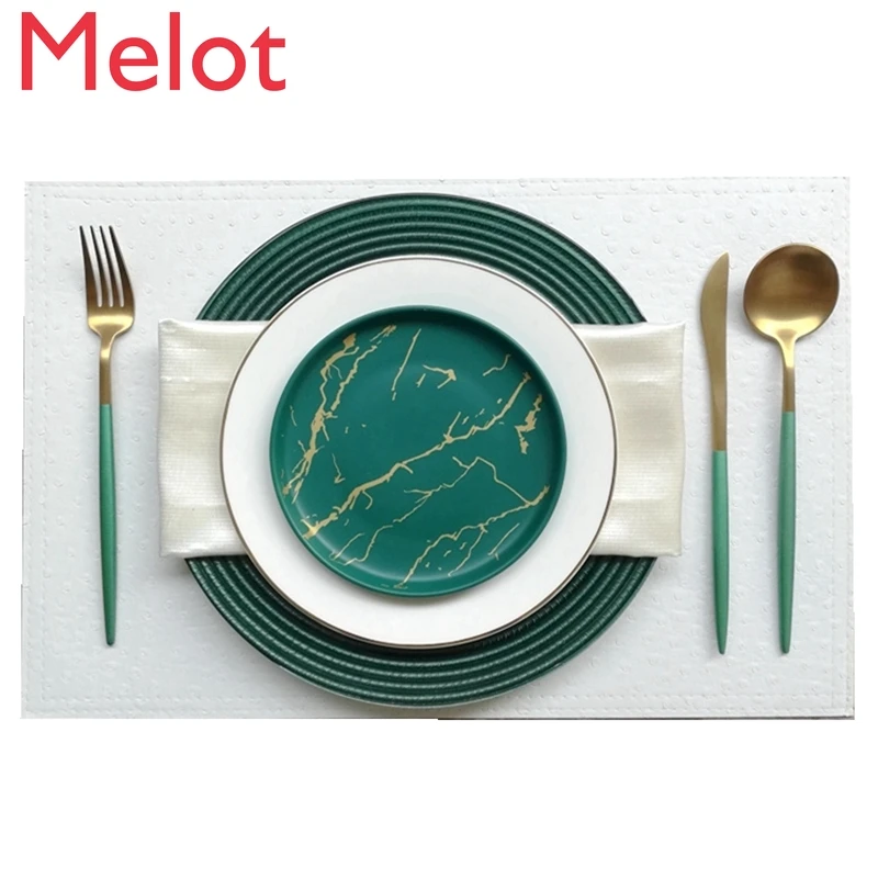 Modern American Model Room Light Luxury Tableware Set Decoration European Marble Texture Ceramic Plate Dark Green Glass Plate
Modern American Model Room Light Luxury Tableware Set Decoration European Marble Texture Ceramic Plate Dark Green Glass Plate