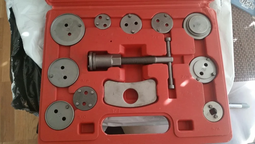 12pcs Tools Universal Kit Piston Pad Disc Brake Caliper Wind Back Kit For Trucks/Cars F-Best
12pcs Tools Universal Kit Piston Pad Disc Brake Caliper Wind Back Kit For Trucks/Cars F-Best