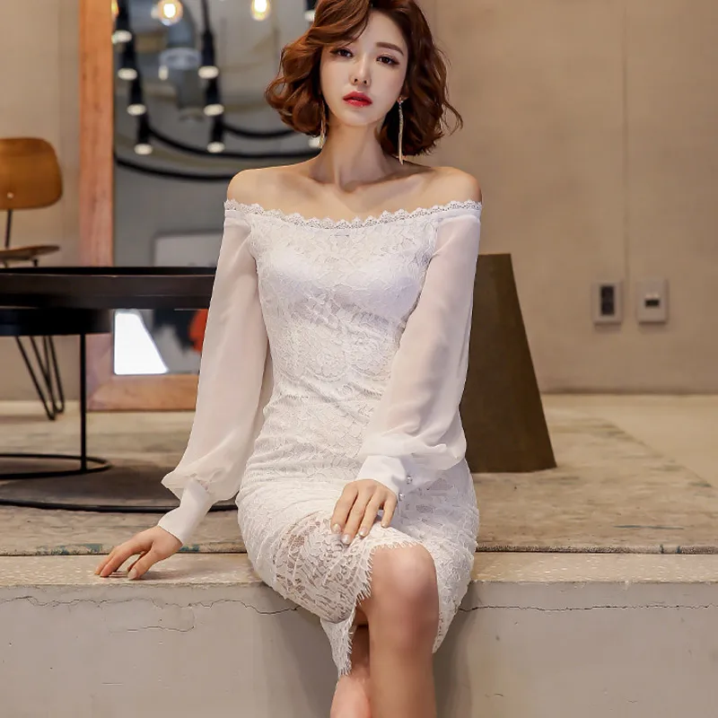 2020 new Korean version of the temperament word collar slim mid-length lace stitching bag hip dress Knee-Length Office Lady
2020 new Korean version of the temperament word collar slim mid-length lace stitching bag hip dress Knee-Length Office Lady