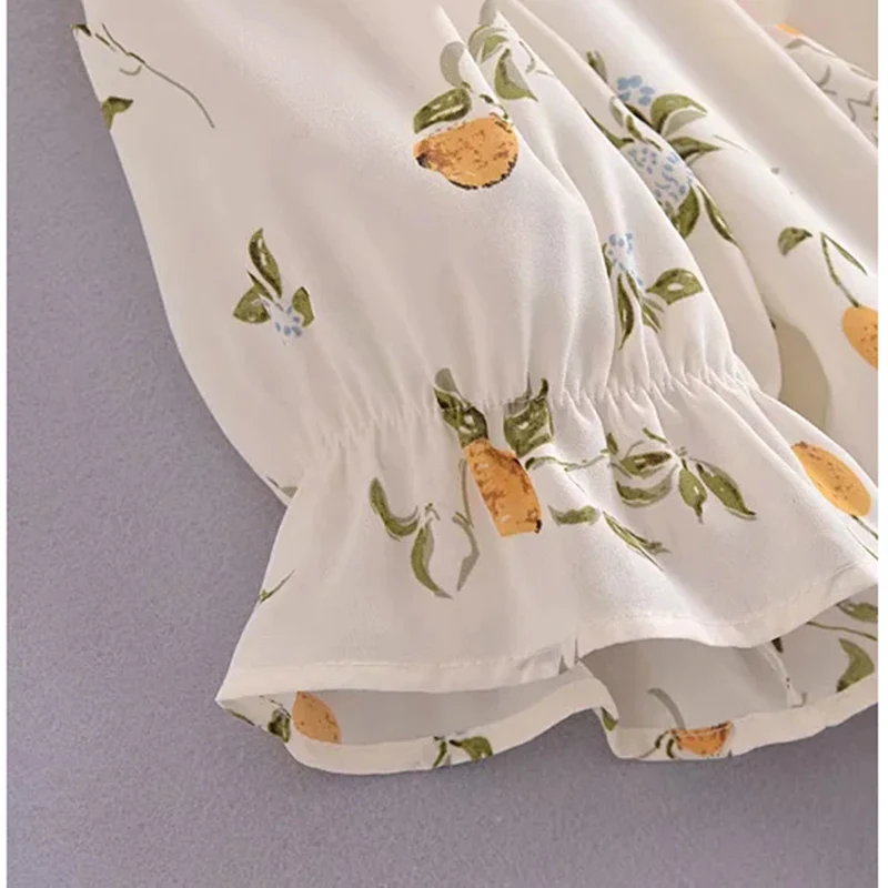 Summer Elestic Retro Fashion Print Ruffled Short Sleeve Short Tops Square Collar Chiffon Slim Summer Short Sleeve Tops Clothing
Summer Elestic Retro Fashion Print Ruffled Short Sleeve Short Tops Square Collar Chiffon Slim Summer Short Sleeve Tops Clothing