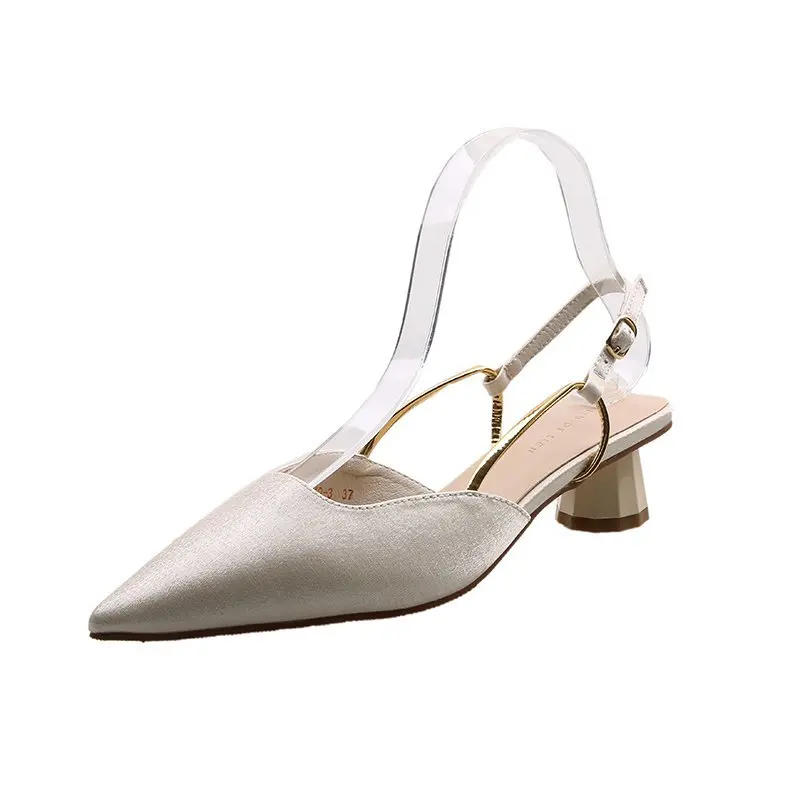 Summer New High-heeled Baotou Fashion Sandals Female Thick Heel Pointed Toe Buckle Mid-heel Fashion Single Shoes Female Trend 
Summer New High-heeled Baotou Fashion Sandals Female Thick Heel Pointed Toe Buckle Mid-heel Fashion Single Shoes Female Trend