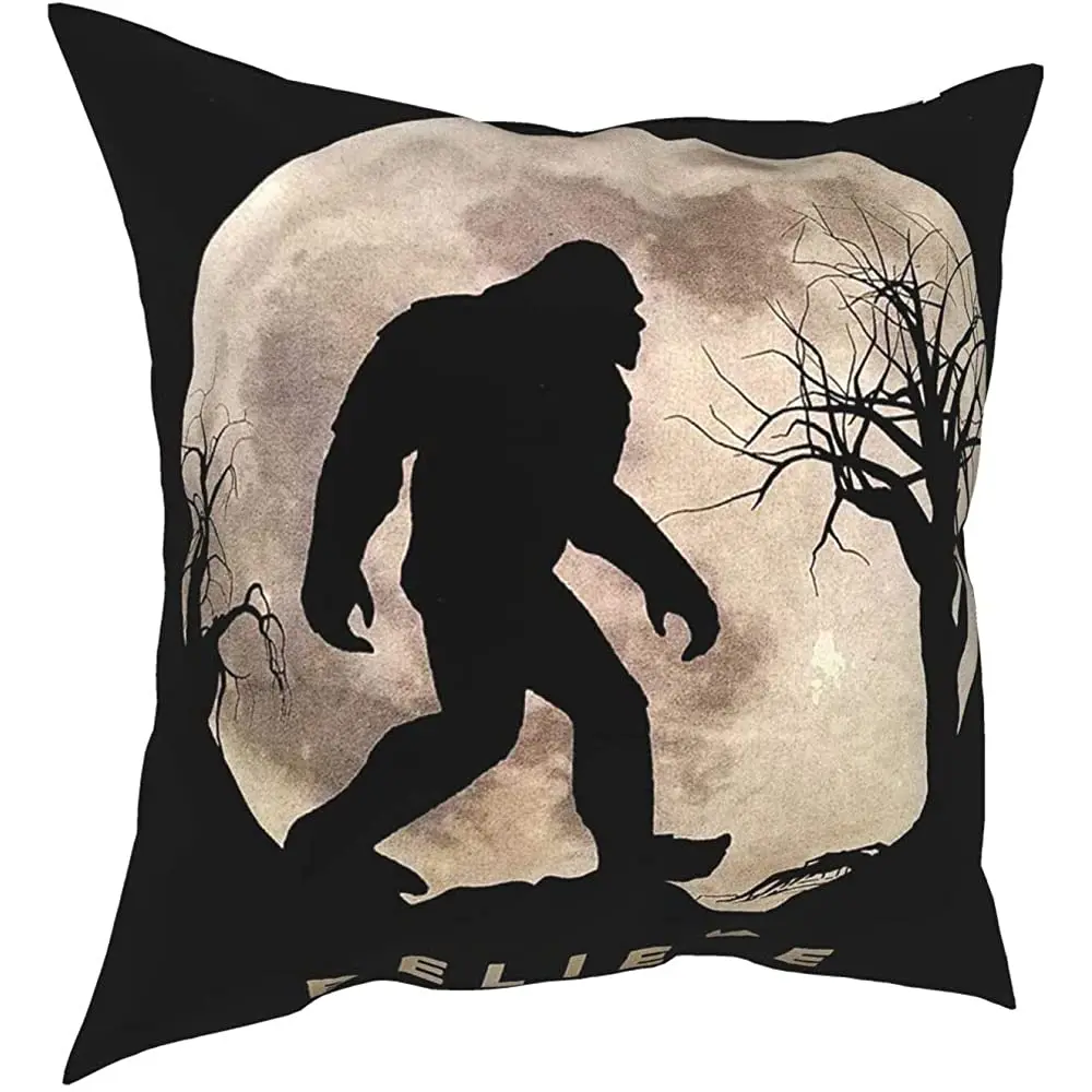 Смешная накидка на подушку AERICKON Bigfoot Sasquatch Full Moon, Современная декоративная накидка на подушку, чехол для комнаты
Смешная накидка на подушку AERICKON Bigfoot Sasquatch Full Moon, Современная декоративная накидка на подушку, чехол для комнаты