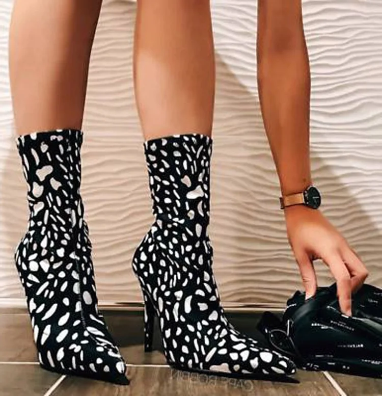 Новейший дизайн, сапоги на высоком каблуке, женские носки 2020, туфли из флока, Сексуальные вечерние ботильоны на толстом каблуке, женские зим...
Новейший дизайн, сапоги на высоком каблуке, женские носки 2020, туфли из флока, Сексуальные вечерние ботильоны на толстом каблуке, женские зим...