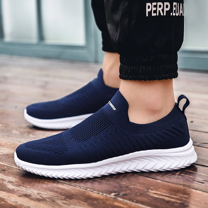 Air Mesh Men Running Shoes Lightweight Sneakers Male Fashion Casual Walking Footwear Breathable Designer Loafers Zapatos Hombre
Air Mesh Men Running Shoes Lightweight Sneakers Male Fashion Casual Walking Footwear Breathable Designer Loafers Zapatos Hombre