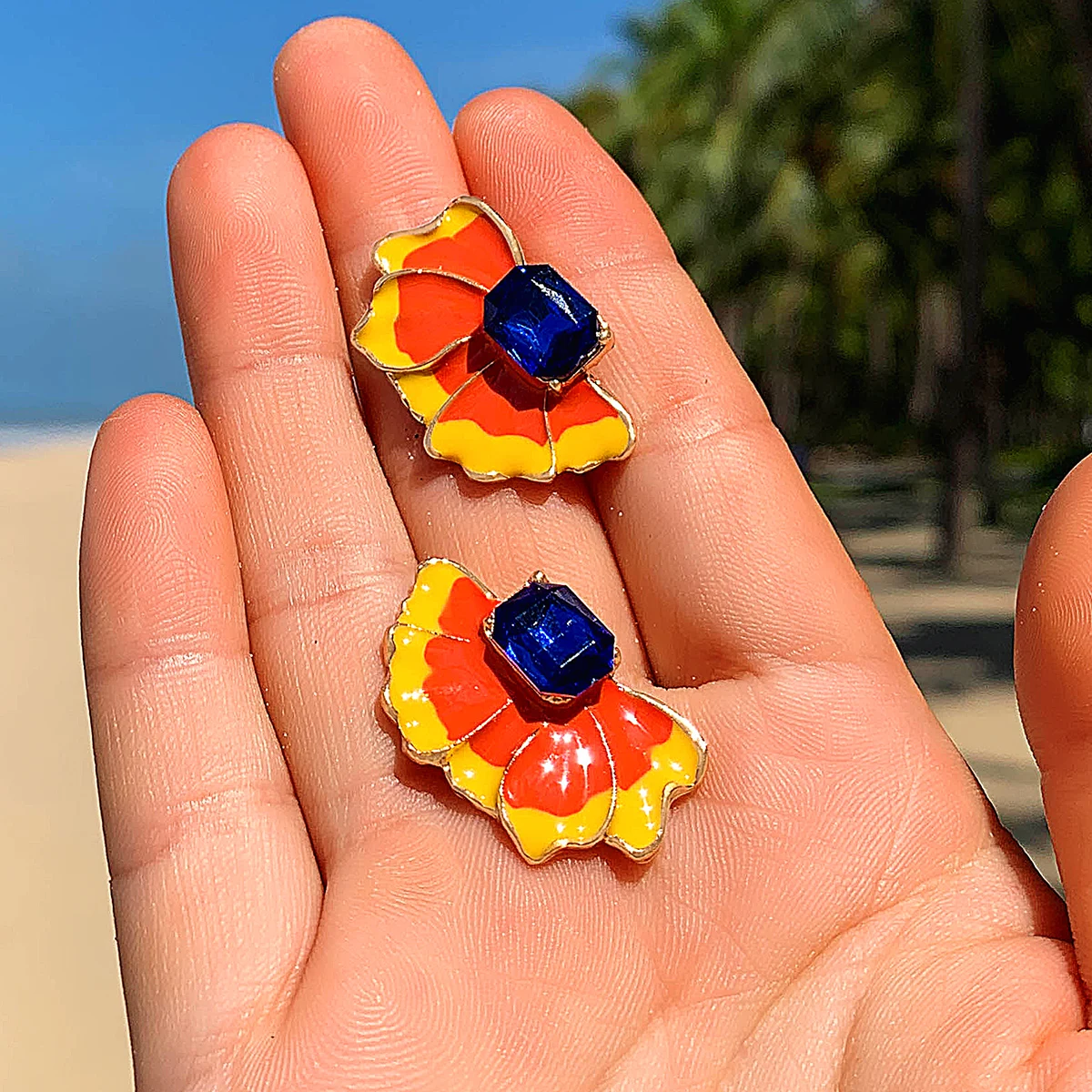 docona Luxury Blue Gem Stud Earring for Women Girls Bohemia Colorful Dripping Oil Flower Earrings Ladies Jewelry Gift 18287
docona Luxury Blue Gem Stud Earring for Women Girls Bohemia Colorful Dripping Oil Flower Earrings Ladies Jewelry Gift 18287