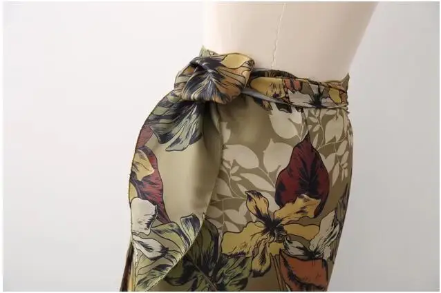 Sexy Flower Leaves Print Bow Tie Sashes Wrap Skirt Vintage Women High Waist Slim Fit Mid-Calf Long Pencil Skirts Holiday
Sexy Flower Leaves Print Bow Tie Sashes Wrap Skirt Vintage Women High Waist Slim Fit Mid-Calf Long Pencil Skirts Holiday