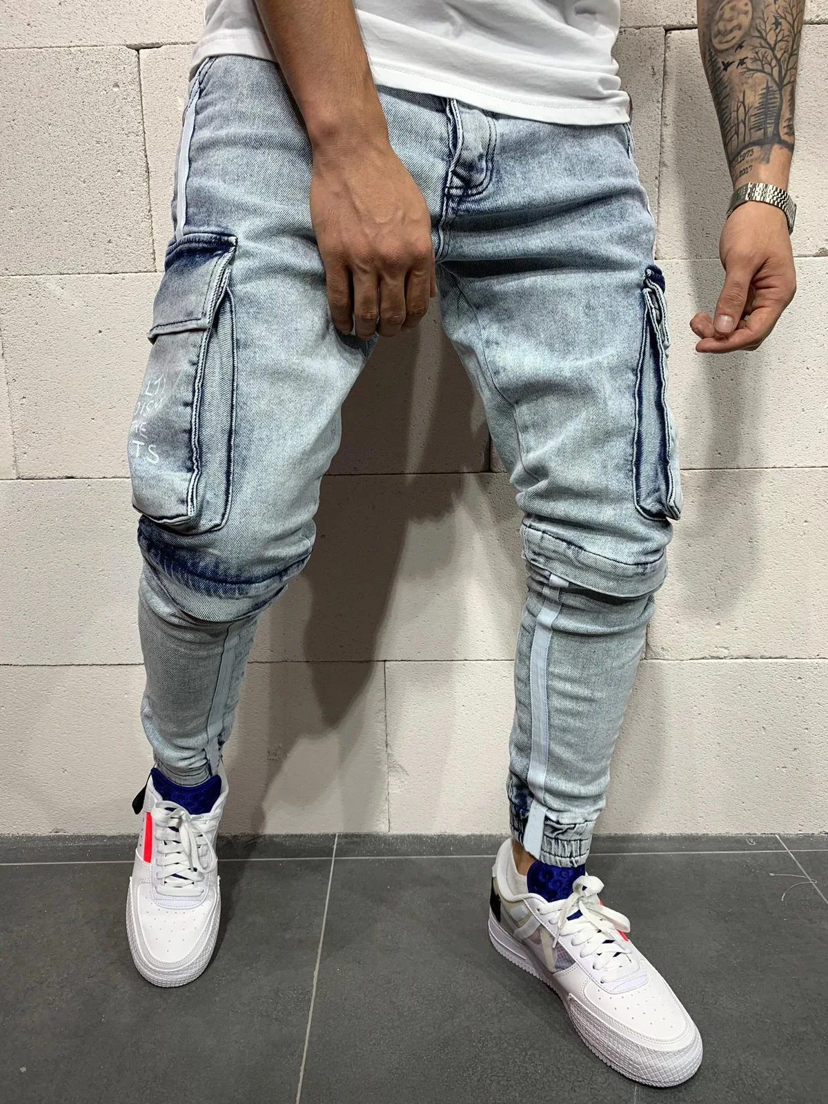 Streetwear Side Striped Jeans Men Europe American Vaqueros Hombre Pocket Elastic Knee Hole Slim Fit Skinny Mens Biker Jeans Men
Streetwear Side Striped Jeans Men Europe American Vaqueros Hombre Pocket Elastic Knee Hole Slim Fit Skinny Mens Biker Jeans Men