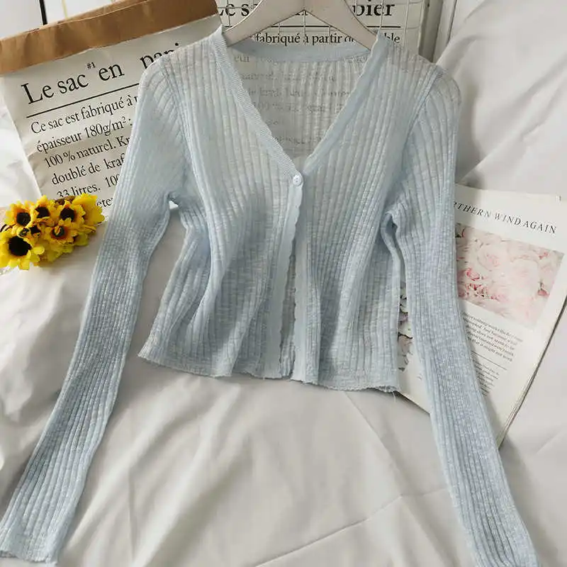 2021 Women Fashion Long Sleeve V-Neck Single Button Summer Thin Knitted Cardigan See Through Casual Sweater Shirt
2021 Women Fashion Long Sleeve V-Neck Single Button Summer Thin Knitted Cardigan See Through Casual Sweater Shirt