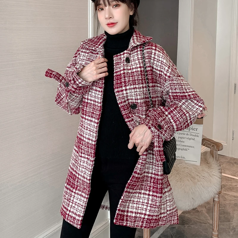 2020 Winter New Women Mid-Long Plaid Elegant Wool Coats Fashion Casual Lady Loose Streetwear Female Thick Warm Coats
2020 Winter New Women Mid-Long Plaid Elegant Wool Coats Fashion Casual Lady Loose Streetwear Female Thick Warm Coats