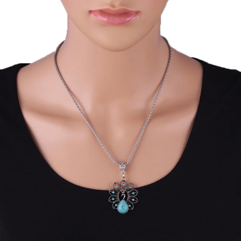 2021 new Korean Necklace Jewelry Bohemian pendant retro national Turquoise Peacock Necklace hoop jewelry punk gift wholesale
2021 new Korean Necklace Jewelry Bohemian pendant retro national Turquoise Peacock Necklace hoop jewelry punk gift wholesale