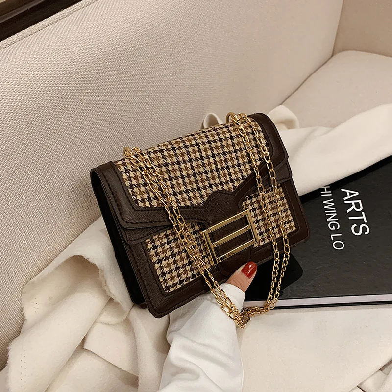 Retro women's small bags in the spring of 2021 niche fashion all-match chain one shoulder Korean fashion popular messenger bag
Retro women's small bags in the spring of 2021 niche fashion all-match chain one shoulder Korean fashion popular messenger bag