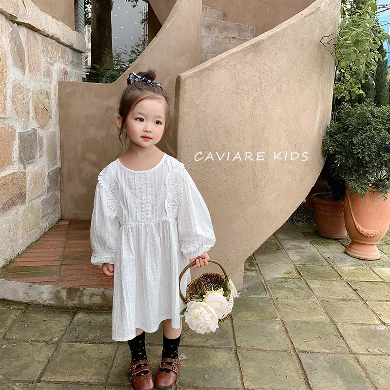 Children's Clothes Autumn New Round Collar Long Sleeve Solid Color Korean Lace Dress
Children's Clothes Autumn New Round Collar Long Sleeve Solid Color Korean Lace Dress