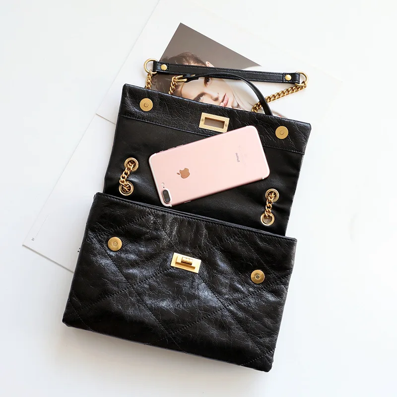 Women Bag 2020 Calfskin Oil wax leather Personality fashion Designer Luxury New Handbags Crossbody Messenger Shoulder bags
Women Bag 2020 Calfskin Oil wax leather Personality fashion Designer Luxury New Handbags Crossbody Messenger Shoulder bags