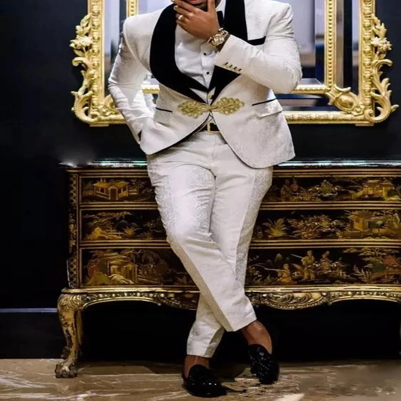 2022 Black Velvet Lapel Paisley Men Suit Wedding Tuxedos Groom Tuxedos Men Dinner Party Dress 3 Pcs Suit(Jacket+Pants+Tie+Vest)
2022 Black Velvet Lapel Paisley Men Suit Wedding Tuxedos Groom Tuxedos Men Dinner Party Dress 3 Pcs Suit(Jacket+Pants+Tie+Vest)