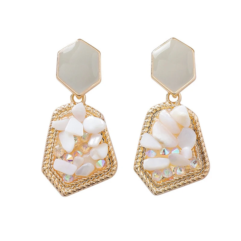 Women Temperament S925 Silver Needle Earrings Female Vintage Inlaid Green Gravel Earrings Irregular Polygon Earring
Women Temperament S925 Silver Needle Earrings Female Vintage Inlaid Green Gravel Earrings Irregular Polygon Earring