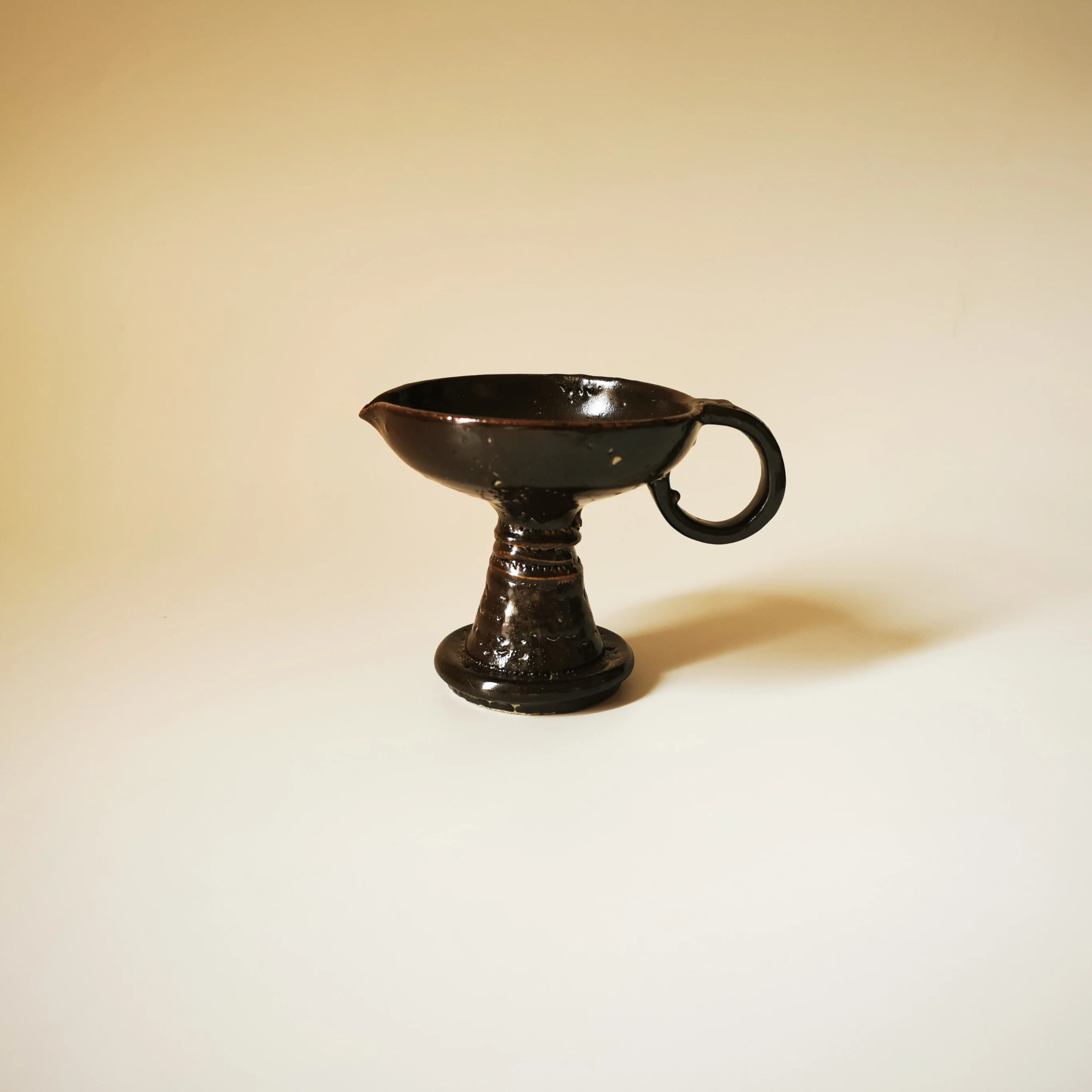 Black Ceramic Candle Holder Lamp Stand Small Luxury Rotating Candle Holder Geometric Tealight Maroc Vintage Bougeoir Home Eg50zt
Black Ceramic Candle Holder Lamp Stand Small Luxury Rotating Candle Holder Geometric Tealight Maroc Vintage Bougeoir Home Eg50zt