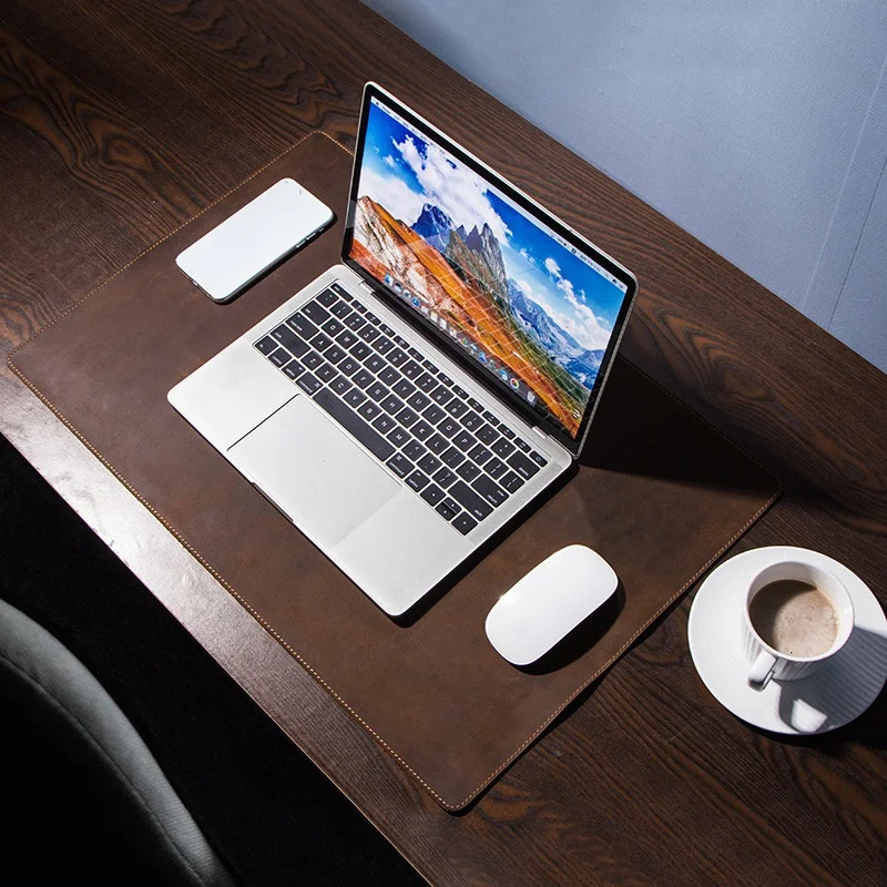 Mouse Pad, Retro Small Non-Slip Desktop Computer Desk Leather Pad Suitable for Laptops and Desktop Computers
Mouse Pad, Retro Small Non-Slip Desktop Computer Desk Leather Pad Suitable for Laptops and Desktop Computers