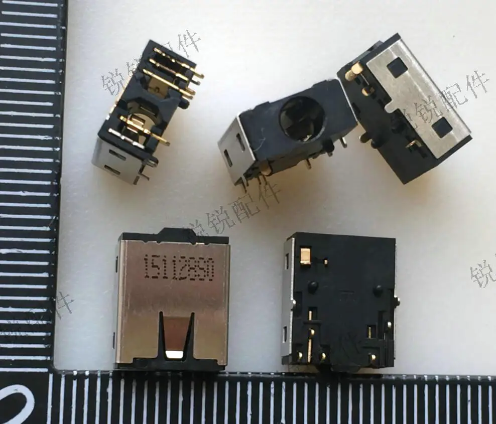 For Lenovo For dell the asus notebook computer audio female connector connector 3.5 8P headless flat headphone socket
For Lenovo For dell the asus notebook computer audio female connector connector 3.5 8P headless flat headphone socket