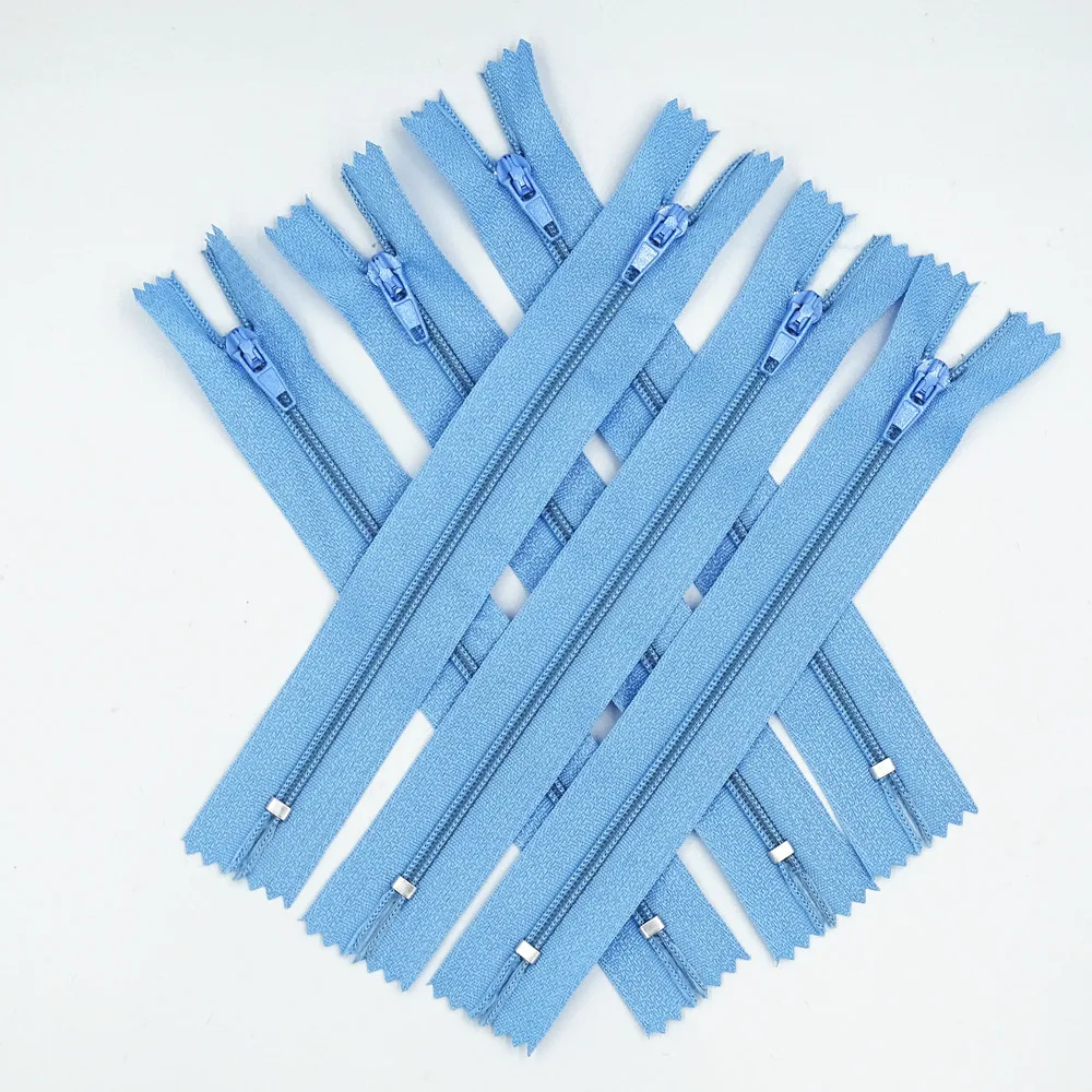 50Pcs 3# (12 Inches) 30CM Closed Nylon Coil Zipper Suitable For Bags And Clothing
50Pcs 3# (12 Inches) 30CM Closed Nylon Coil Zipper Suitable For Bags And Clothing