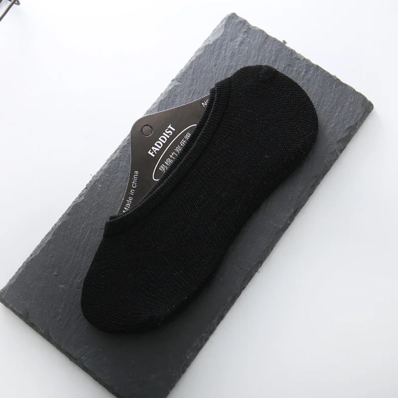 5 Pairs Man Socks Breathable Sports socks Solid Color Boat socks Comfortable Cotton Ankle Socks White Black
5 Pairs Man Socks Breathable Sports socks Solid Color Boat socks Comfortable Cotton Ankle Socks White Black