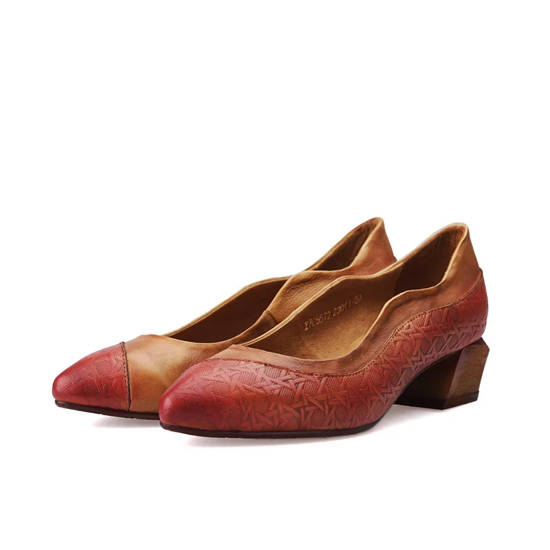 2020 national style thick elegant women's shoes pointed shallow mouth printing brushed leather women's heels handmade
2020 national style thick elegant women's shoes pointed shallow mouth printing brushed leather women's heels handmade