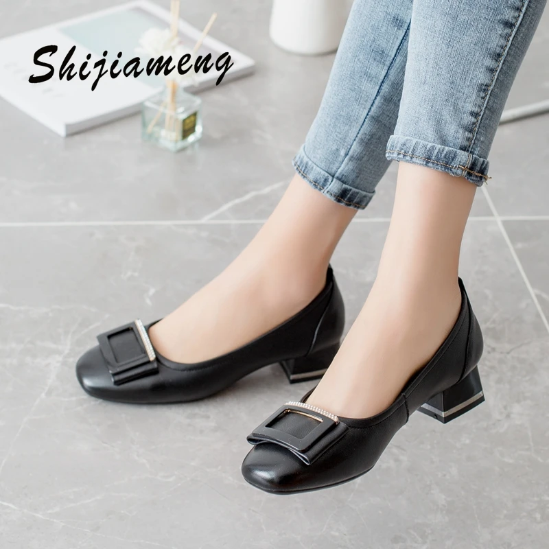 Туфли женские из ПУ кожи, толстый низкий каблук, лоферы, без застежки, Повседневные Удобные, оксфорды, модная обувь, осень
Туфли женские из ПУ кожи, толстый низкий каблук, лоферы, без застежки, Повседневные Удобные, оксфорды, модная обувь, осень