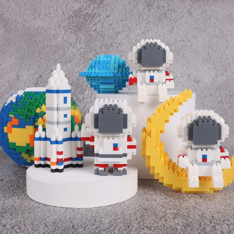 Miniature Small Particles Creative Children Assembled Puzzle Diamond Space Astronaut Planet Series Fashion Light Luxury Toys
Miniature Small Particles Creative Children Assembled Puzzle Diamond Space Astronaut Planet Series Fashion Light Luxury Toys