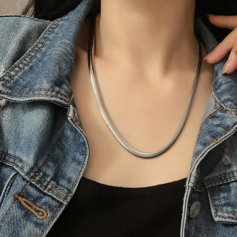 Silver Color Necklace Unisex Flat Snake Link Chain Lobster Clasp Collares Necklaces For Women Men Jewelry Gift
Silver Color Necklace Unisex Flat Snake Link Chain Lobster Clasp Collares Necklaces For Women Men Jewelry Gift