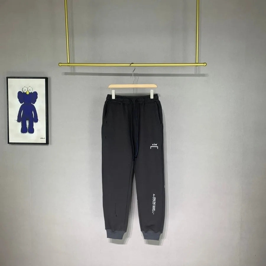 2021 A-COLD-WALL спортивные брюки для мужчин и женщин, высококачественные холодные настенные брюки, смешанные брюки для бега, британская промышлен...
2021 A-COLD-WALL спортивные брюки для мужчин и женщин, высококачественные холодные настенные брюки, смешанные брюки для бега, британская промышлен...