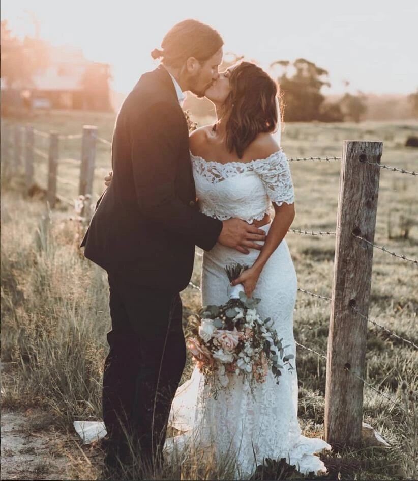 Boho Mermaid Lace Wedding Dress 2021 vestidos de novia 2 Piece Wedding Gowns Half Sleeves Custom Made Bride Dresses
Boho Mermaid Lace Wedding Dress 2021 vestidos de novia 2 Piece Wedding Gowns Half Sleeves Custom Made Bride Dresses