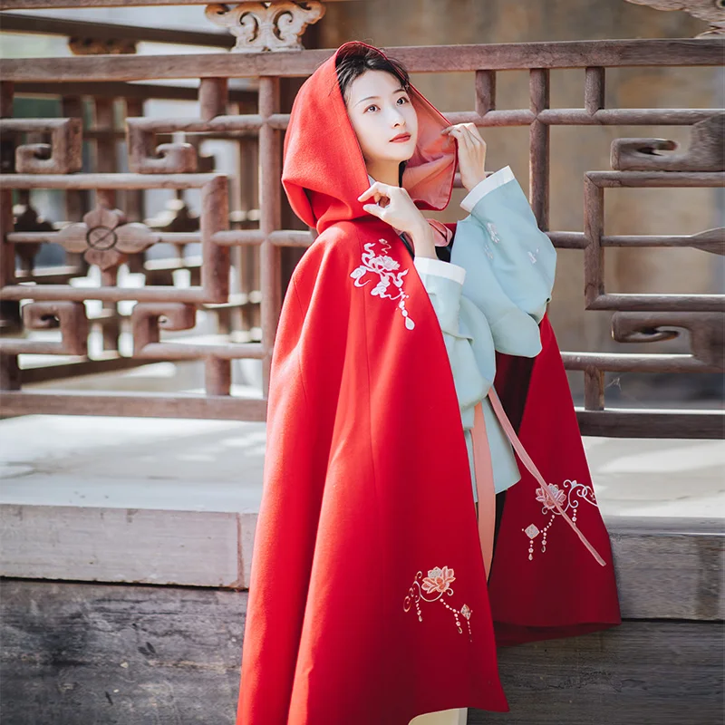Women Hanfu Cloak Chinese Ancient Traditional Red Embroidered Hooded Cape Cloak Women New Year Costume For Lady DWY3718
Women Hanfu Cloak Chinese Ancient Traditional Red Embroidered Hooded Cape Cloak Women New Year Costume For Lady DWY3718