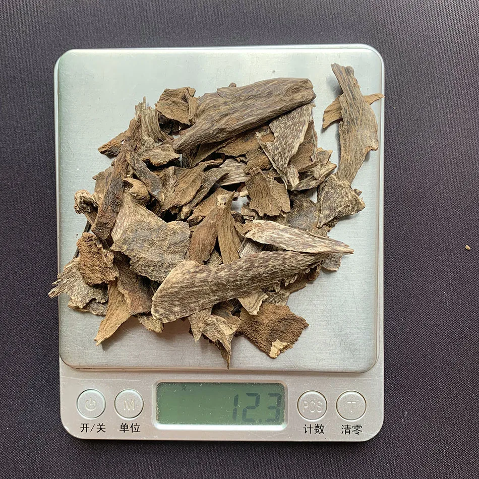 12.3g Quality Genuine natural Chinese Hainan oudh wood shell Sinking underwater full oil sweet and fresh beautiful
12.3g Quality Genuine natural Chinese Hainan oudh wood shell Sinking underwater full oil sweet and fresh beautiful