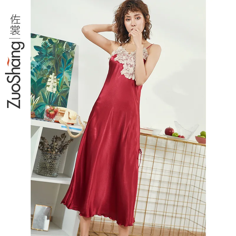 Sexy Ice Silk Pajamas Women's Summer Long Slit Embroidery Sling Nightdress Women Silk Home Service Sleepwear Women
Sexy Ice Silk Pajamas Women's Summer Long Slit Embroidery Sling Nightdress Women Silk Home Service Sleepwear Women