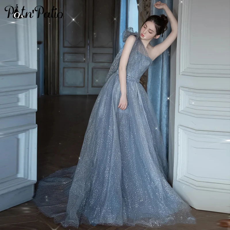 One Shoulder Evening Dresses Long 2021 Elegant Light Blue Sparkly Sequined Tulle Backless Celebrity Dresses With Train
One Shoulder Evening Dresses Long 2021 Elegant Light Blue Sparkly Sequined Tulle Backless Celebrity Dresses With Train