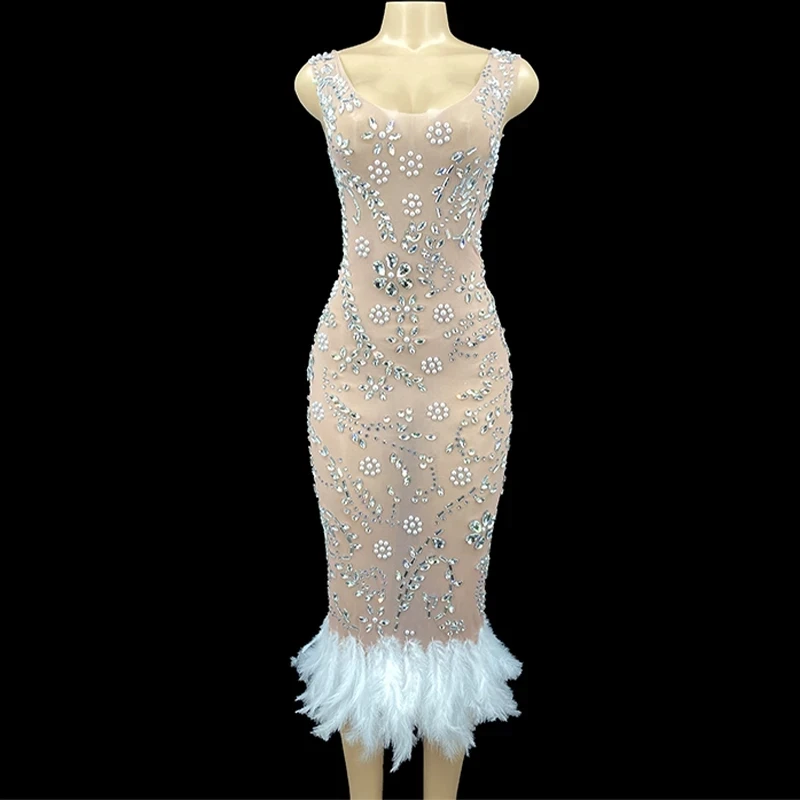 Sparkly Rhinestones Pearls Sleeveless Feathers Dress Fashion Prom Gown Evening Sexy See Through Crystals Birthday Party Dress
Sparkly Rhinestones Pearls Sleeveless Feathers Dress Fashion Prom Gown Evening Sexy See Through Crystals Birthday Party Dress