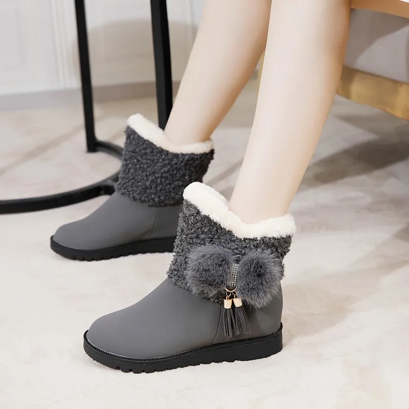 2022 Winter new fashion cotton boots women plush warm snow boots women casual snow boots
2022 Winter new fashion cotton boots women plush warm snow boots women casual snow boots